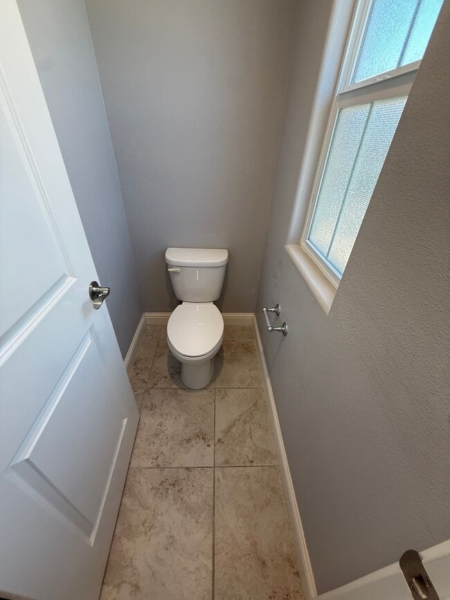 Building Photo - Beautiful Newer Two Story Home in The Gated Community of HG Gardens