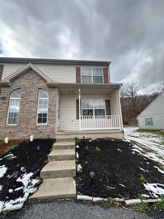 Building Photo - 2 bedroom 2 bathroom home in Duncannon PA!