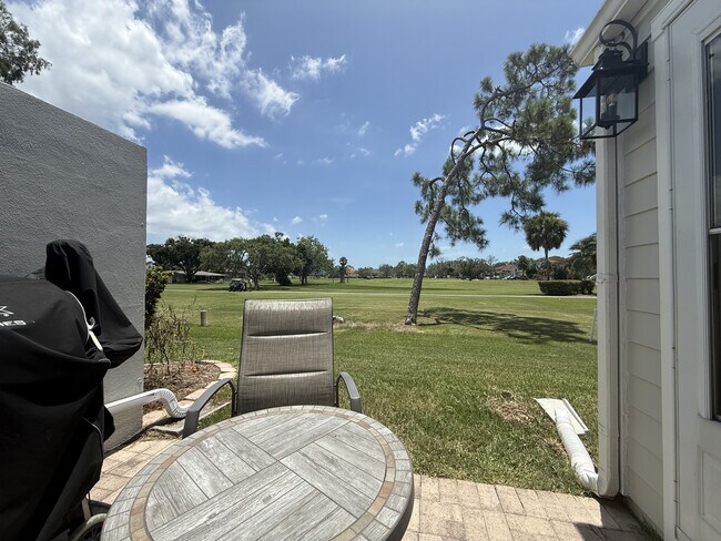 Building Photo - 9394 Westlinks Terrace
