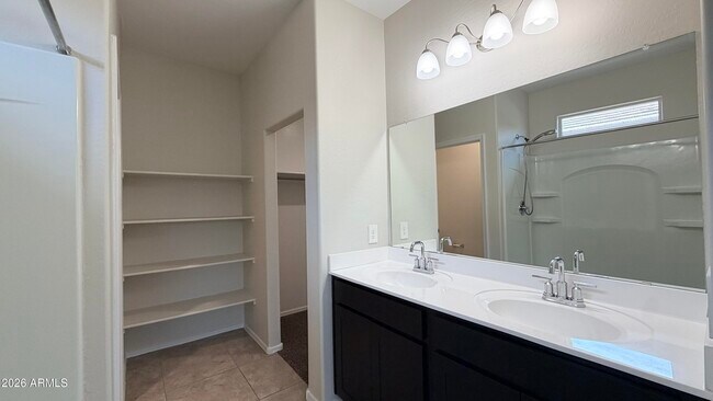 Building Photo - 35420 W San Alvarez Ave