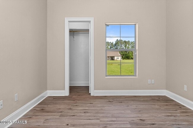 Building Photo - 1115 Jules Broussard Rd