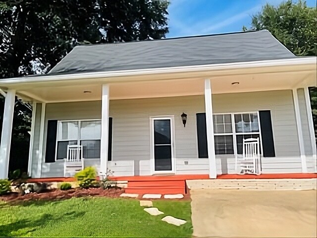 Building Photo - 615 Allen St