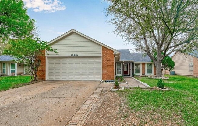 Primary Photo - 16910 Cairngale St