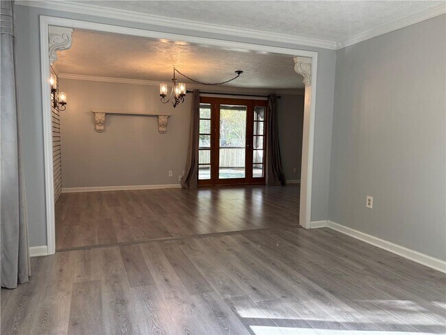 Building Photo - 209 Evans Cook Ct
