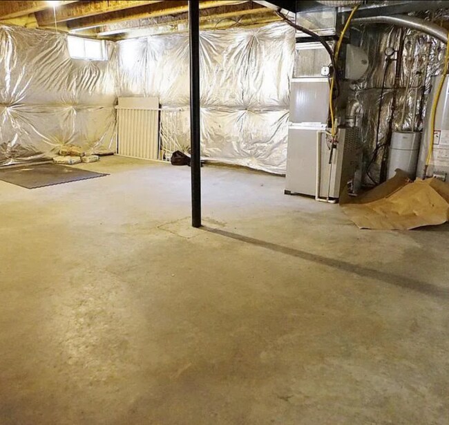 Building Photo - 46123 Gooseneck Dr