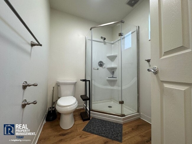 Building Photo - Secluded Studio Near the Water – Washer/Dryer Included!!