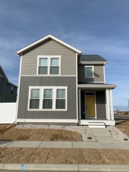 Building Photo - 6103 Farmstead Ave