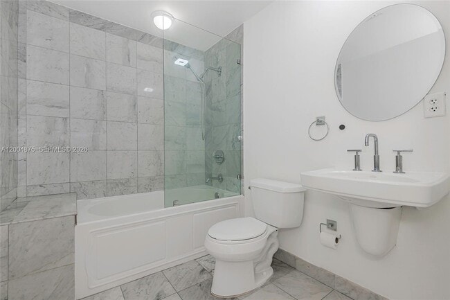 Building Photo - 6580 Indian Creek Dr