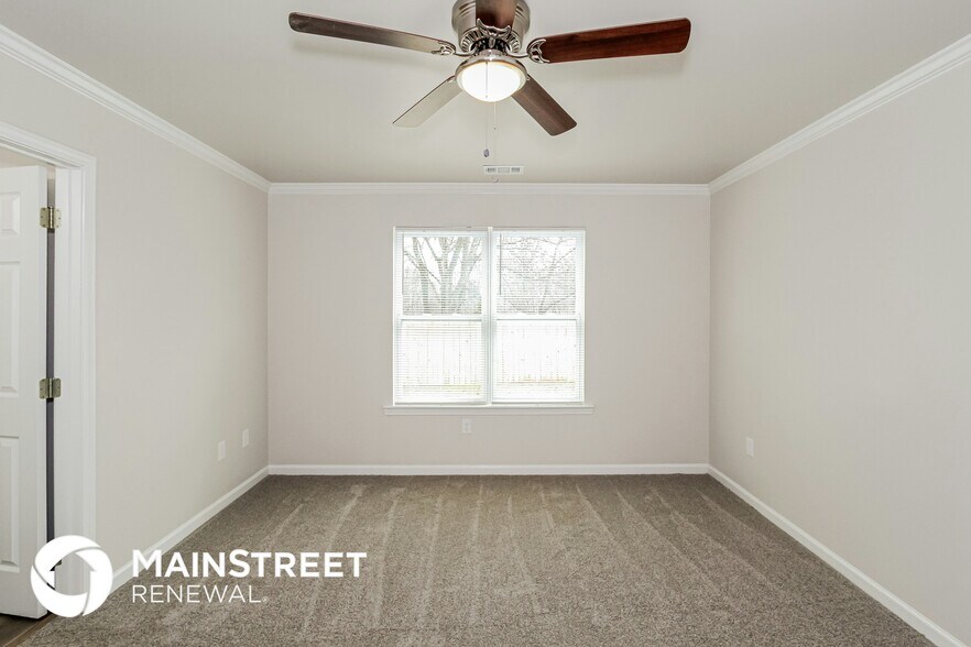 Building Photo - 401 Meriweather Ln