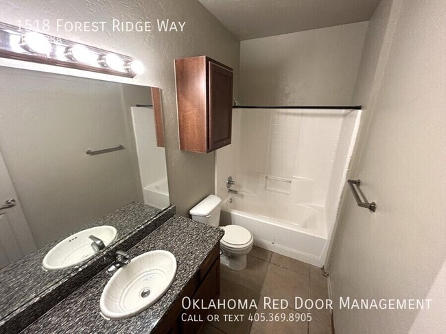 Building Photo - 1518 Forrest Ridge Way