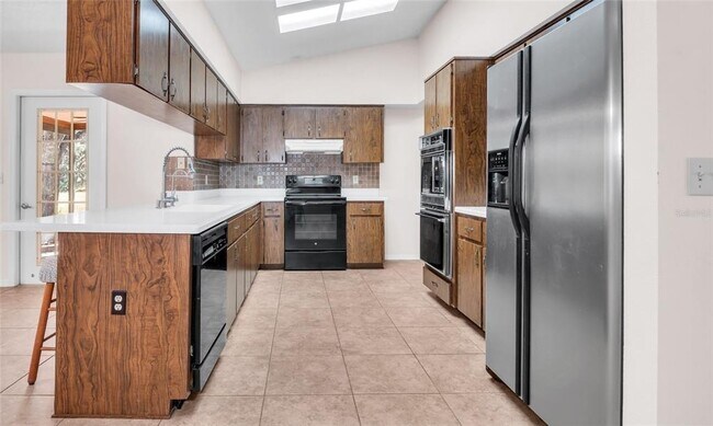 Building Photo - 10960 Echo Loop