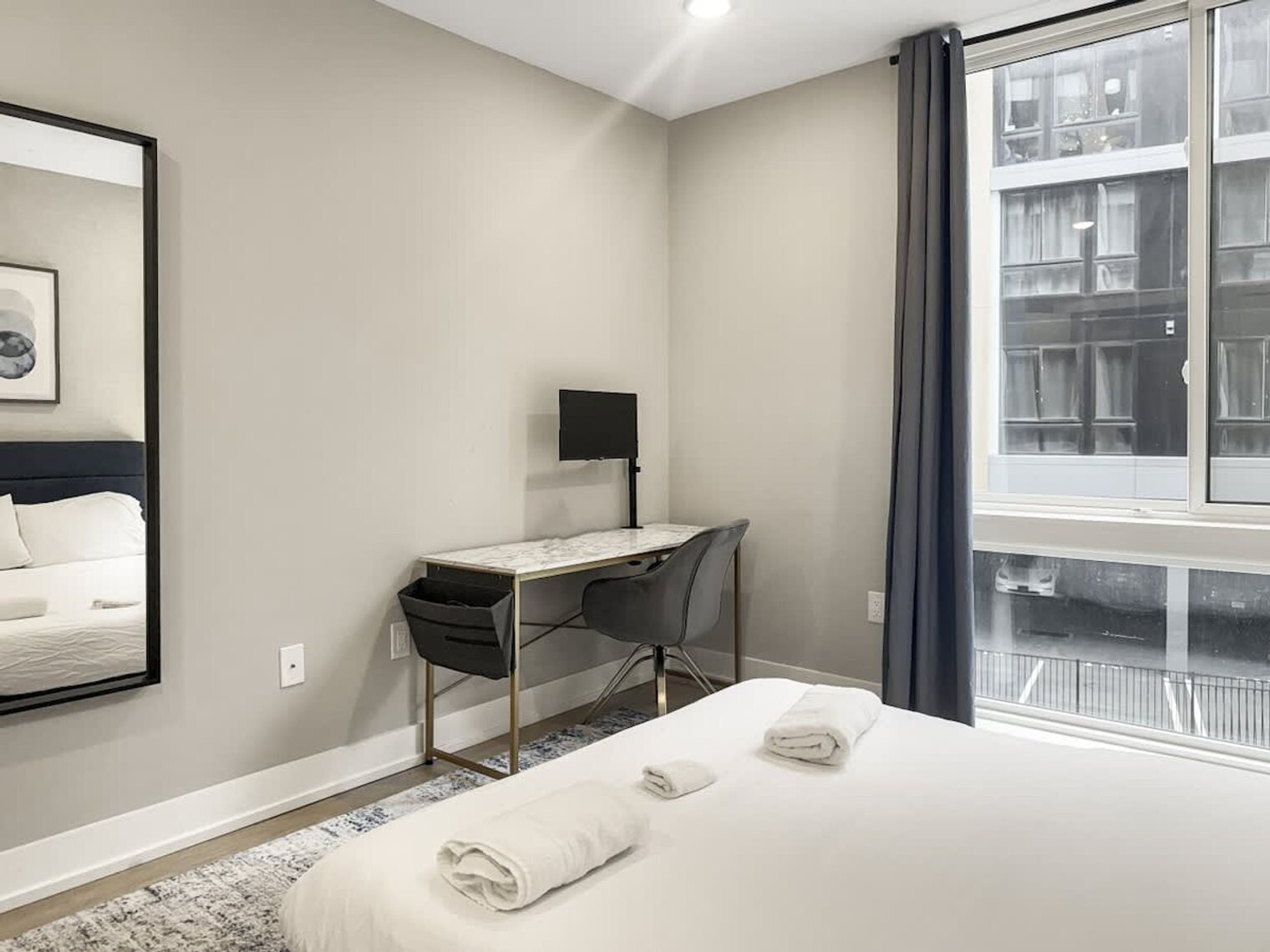 Building Photo - 626 N Delaware Ave