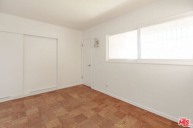 Building Photo - 1430 Rockhaven St