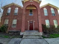 Building Photo - 4542 Otterbury Dr