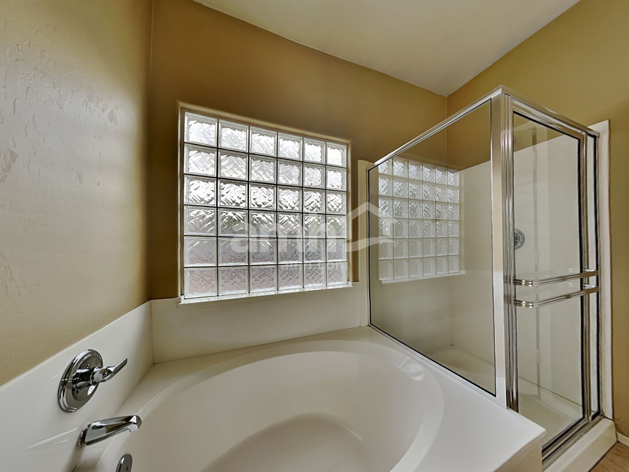 Building Photo - 11709 W Jefferson St