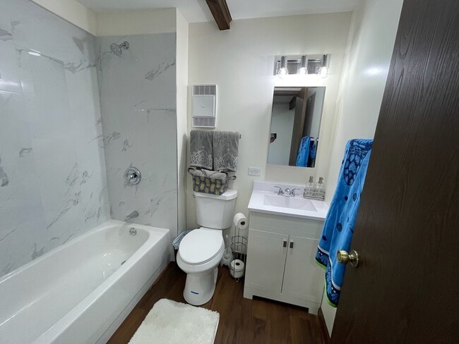 Building Photo - 149 Forest Ave