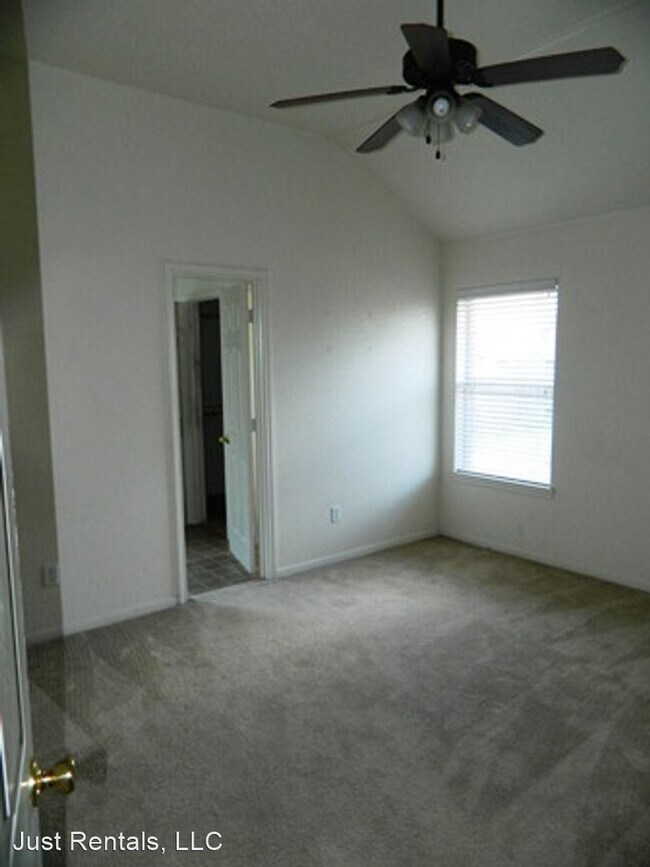 Building Photo - 4 br, 2 bath House - 2903 Wisteria Lane