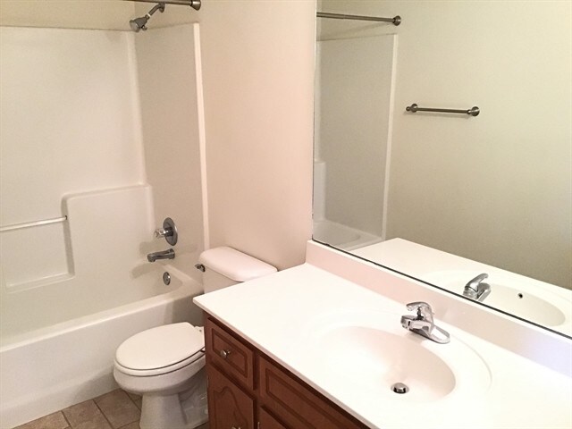 Building Photo - 3697 S Naples Ct