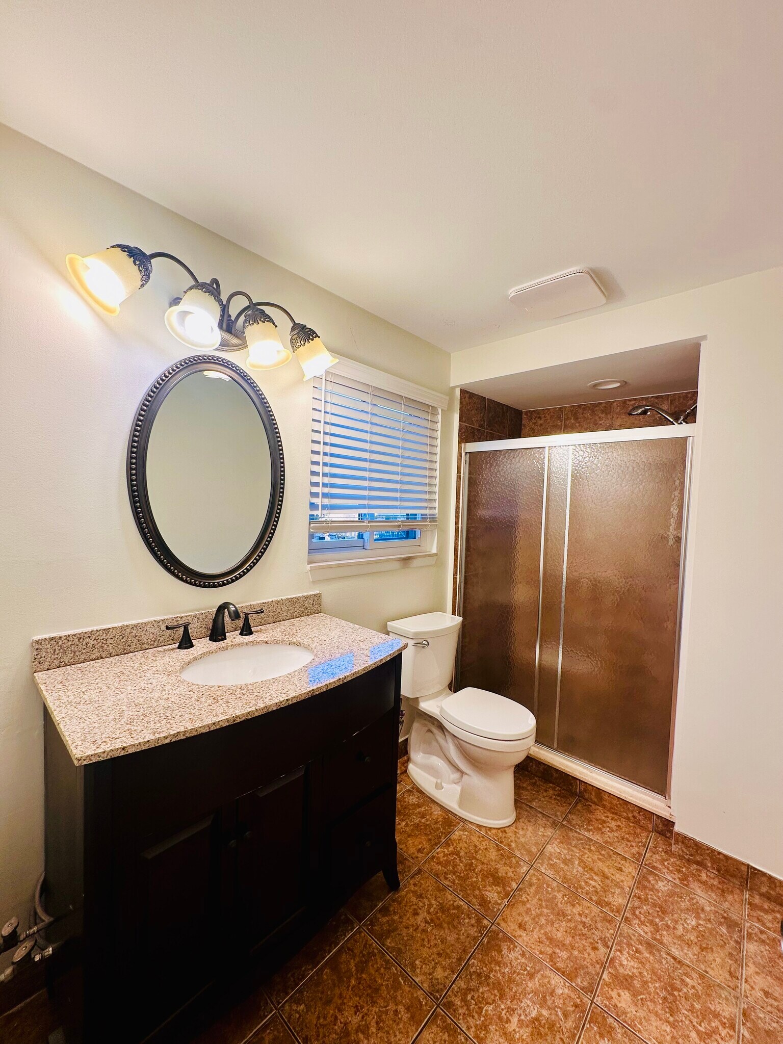 Building Photo - 30244 Southampton Ln