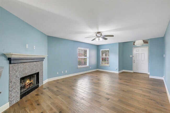 Building Photo - 6310 Macquarie Dr