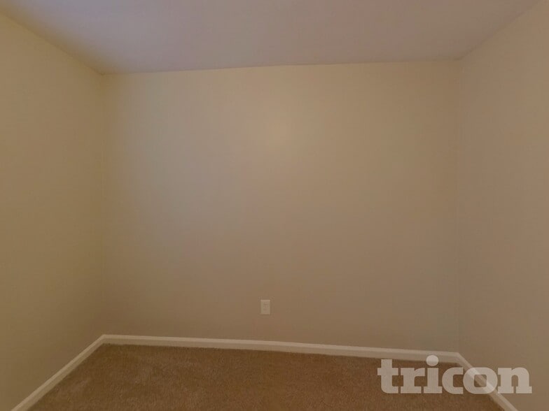 Building Photo - 253 Aershire Ct