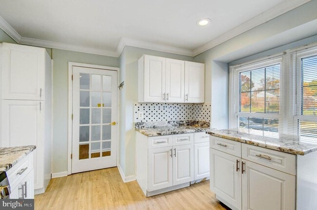 Building Photo - 4472 Ruggles Ct