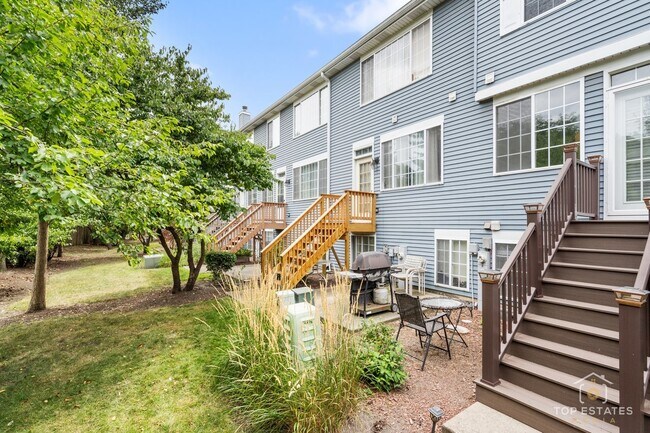 Building Photo - 5580 Lavender Ct