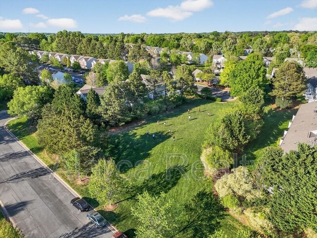 Building Photo - 2817 Summergrove Ct