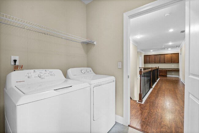 Building Photo - 4505 Summersweet Dr