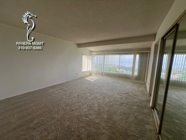 Building Photo - 5 bedroom 4 bath in Rancho Palos Verdes