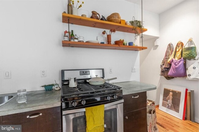 Building Photo - 2049 E Susquehanna Ave