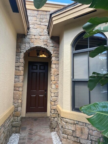 Building Photo - 10341 Medicis Pl