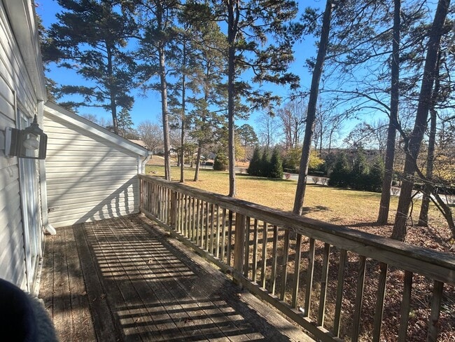 Building Photo - This fully renovated & updated 3 Bedroom a...