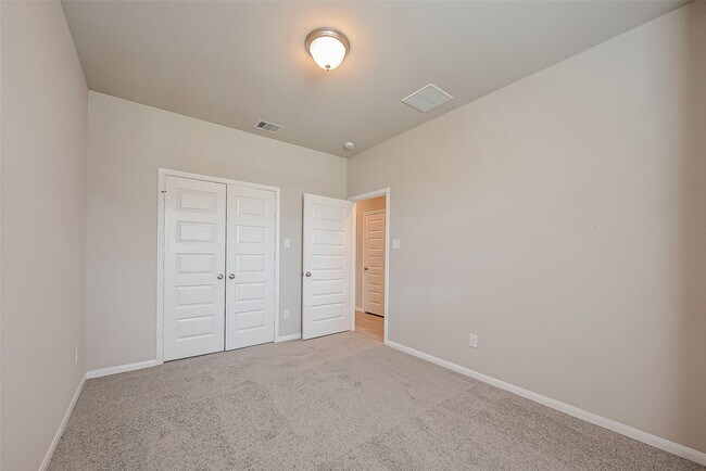 Building Photo - 1091 Lilly Ln