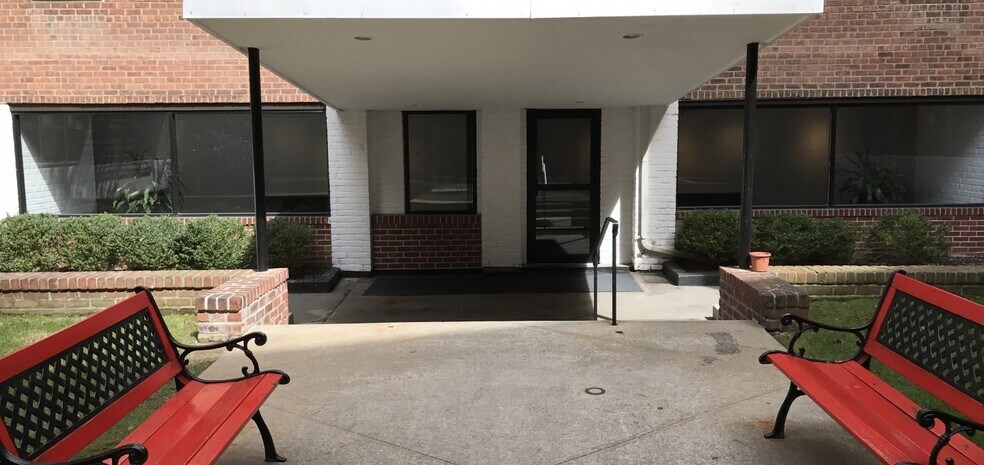 Entrance - 14120 84th Dr