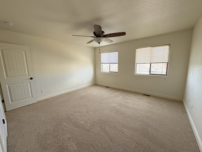 Building Photo - 3917 Gunsmoke Rd