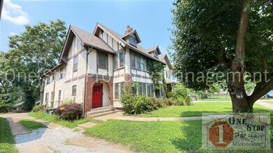 Building Photo - Charming 2-bedroom, 1-bath Duplex in Kansa...