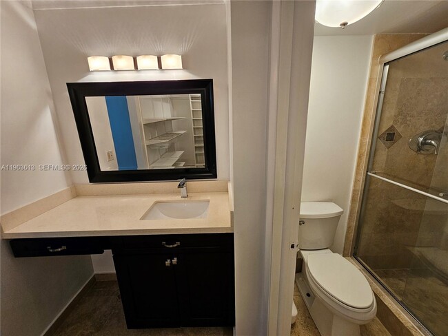 Building Photo - 6575 W Oakland Park Blvd