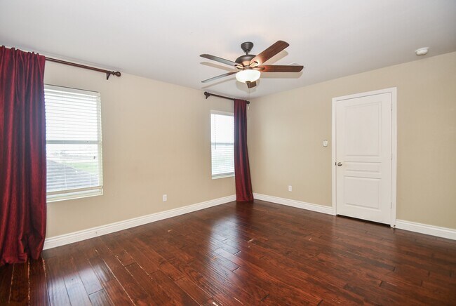 Building Photo - 16843 Mammoth Springs Dr