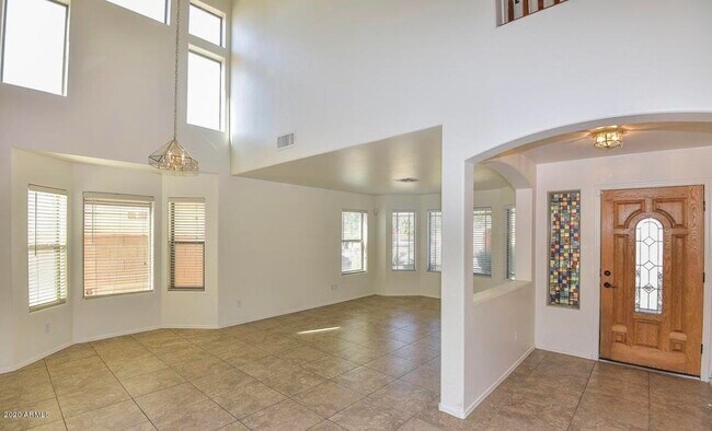 Building Photo - 11383 N 161st Ln