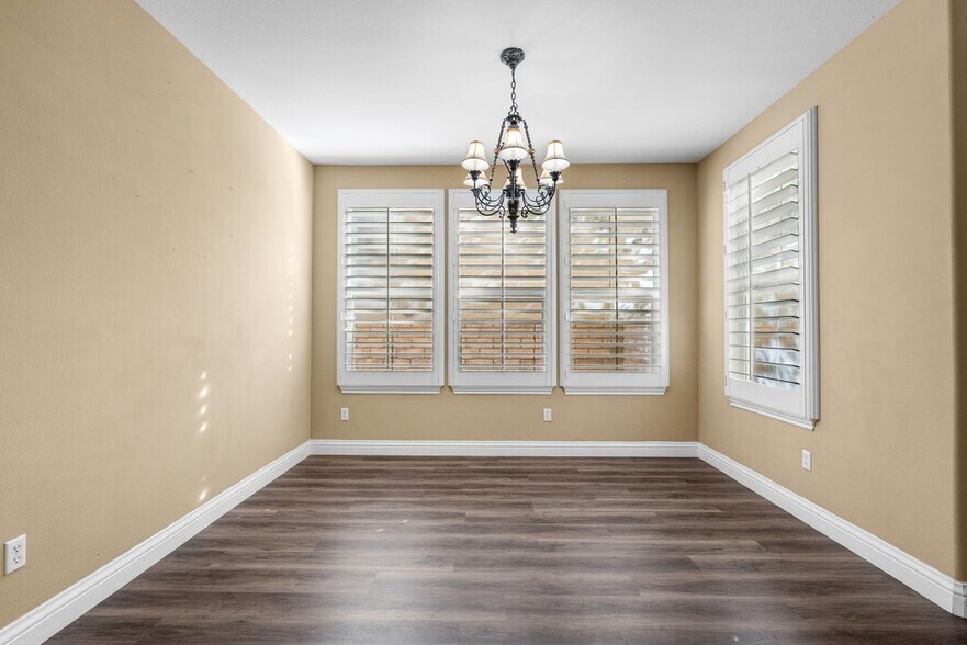 Building Photo - 3638 Young Wolf Dr