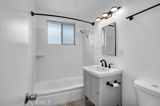 Building Photo - 853 W 23rd St