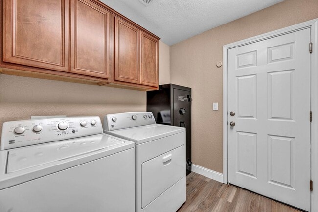 Building Photo - Currently being enjoyed by another resident - Available for move-in April 5th. Accepting tours fo...