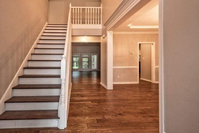 Building Photo - 1575 Huntley Cove