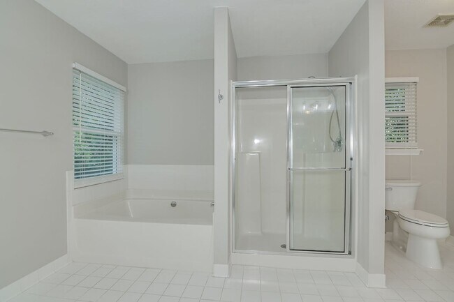 Building Photo - 486 Granite Point