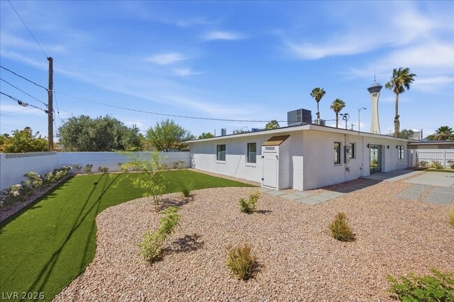 Building Photo - 701 Canosa Ave