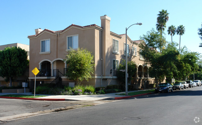 Building Photo - Tilden Apartments