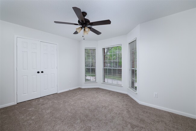 Building Photo - 107 N Sunny Slope Cir