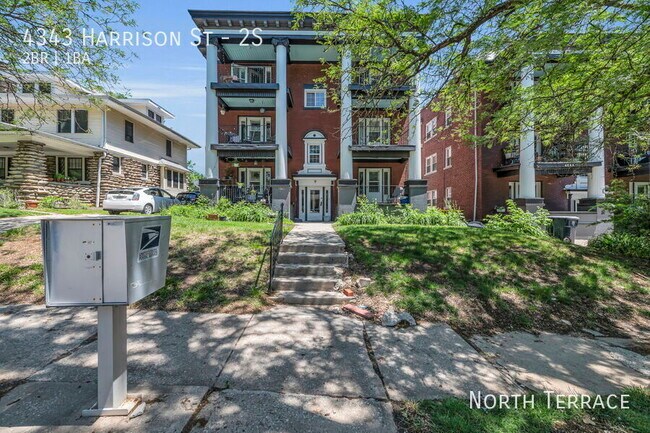 Primary Photo - 4343 Harrison St