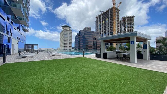 Building Photo - 629 Ke’eaumoku St